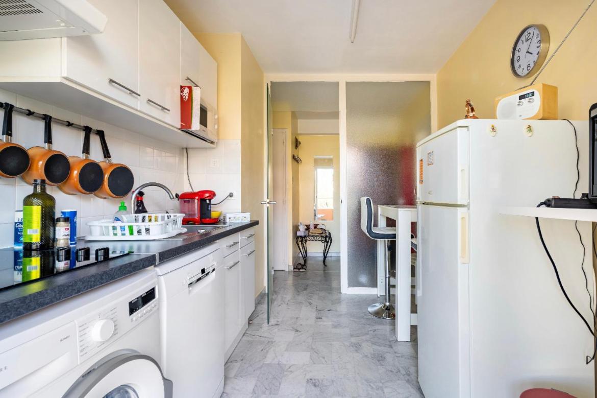 Joli T2 Tres Proche De La De Apartment Frejus